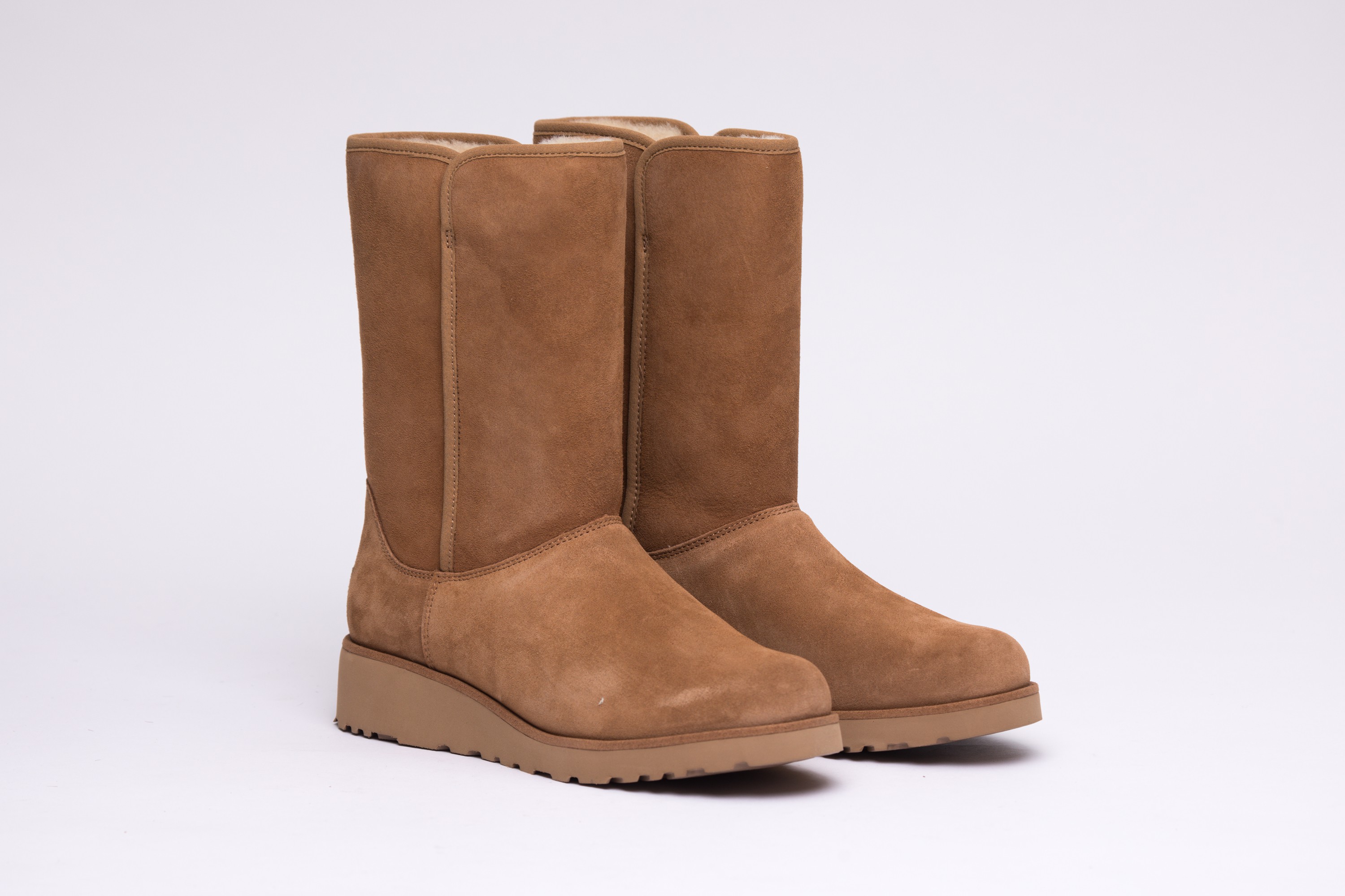 uggs amie boots