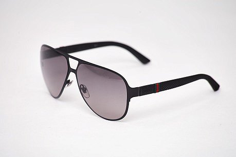 Солнцезащитные очки Gucci GG2252S