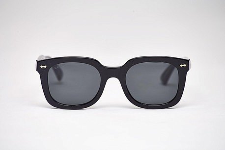 Солнцезащитные очки Gucci GG0181s 001