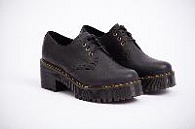 Ботинки Dr. Martens Shriver Low Women's Wyoming Leather Heeled Shoes
